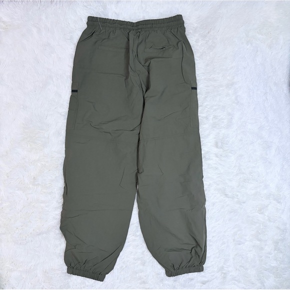 Forever 21 Olive Joggers - Picture 2 of 3